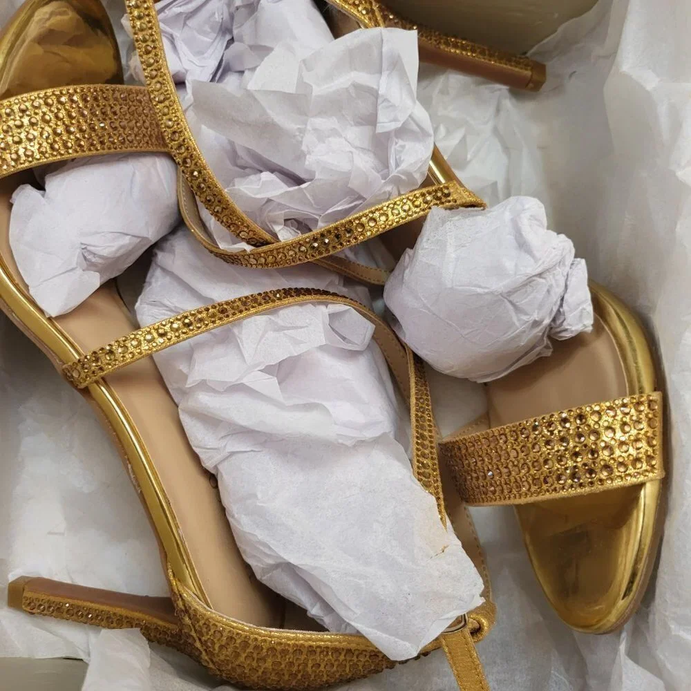 Thalia Sodi Darria Embellished Gold Metallic Evening Sandals Size: 9 NWT